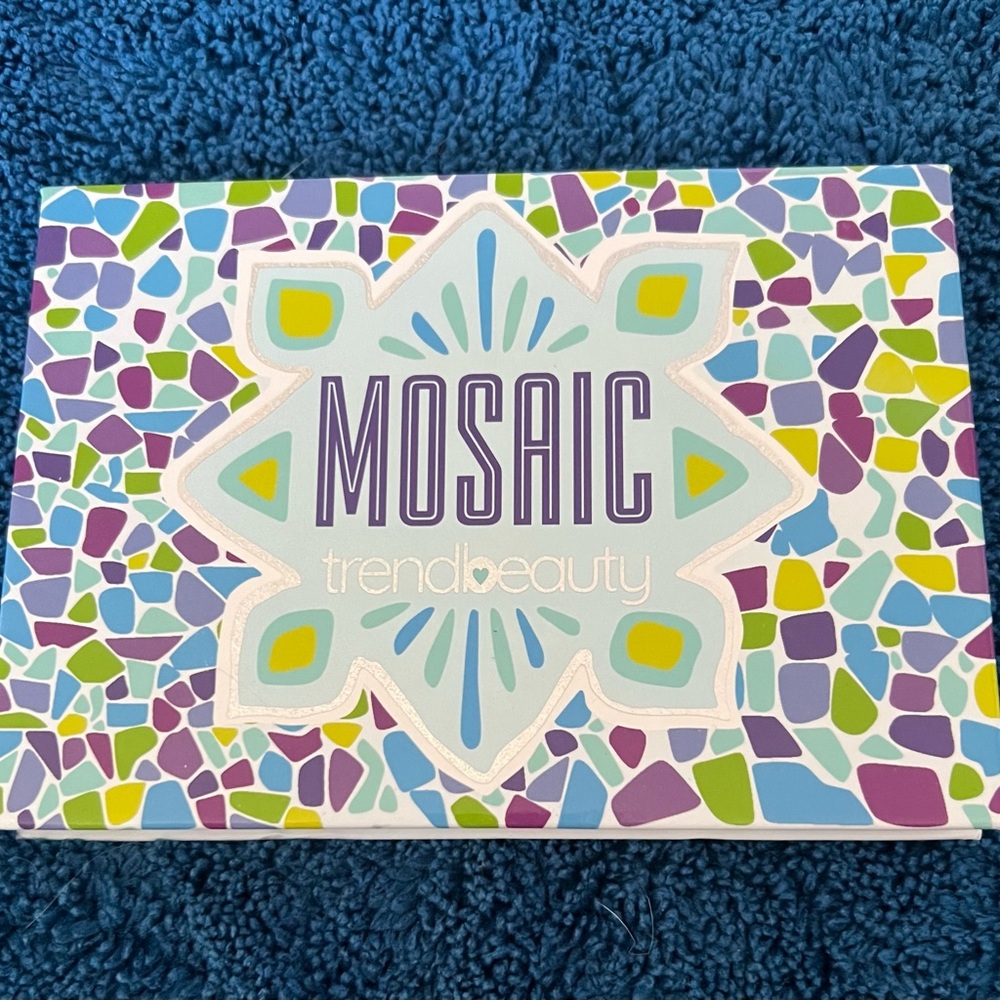 TrendBeauty Mosaic Eyeshadow Palette